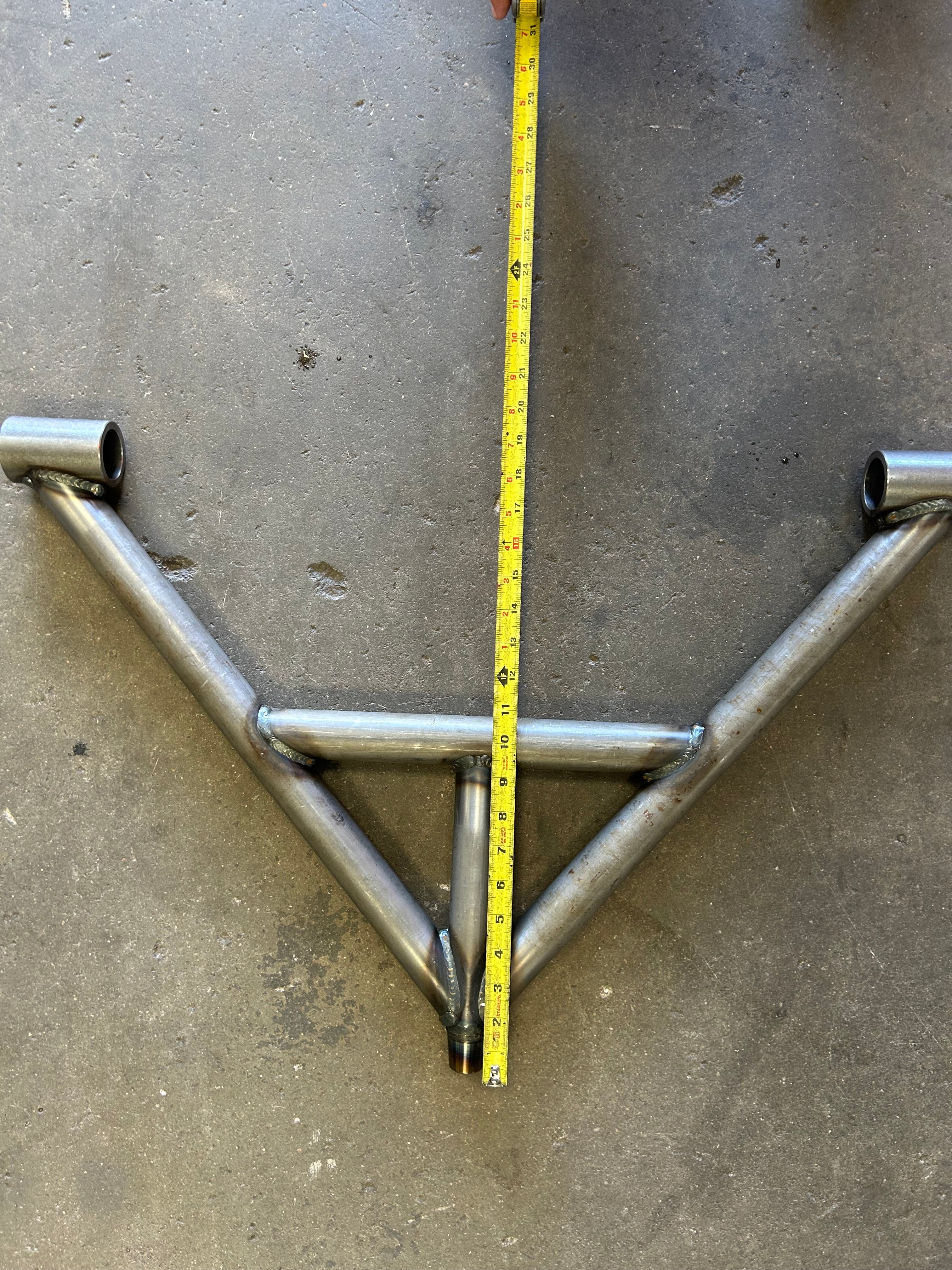 Three link and link bars