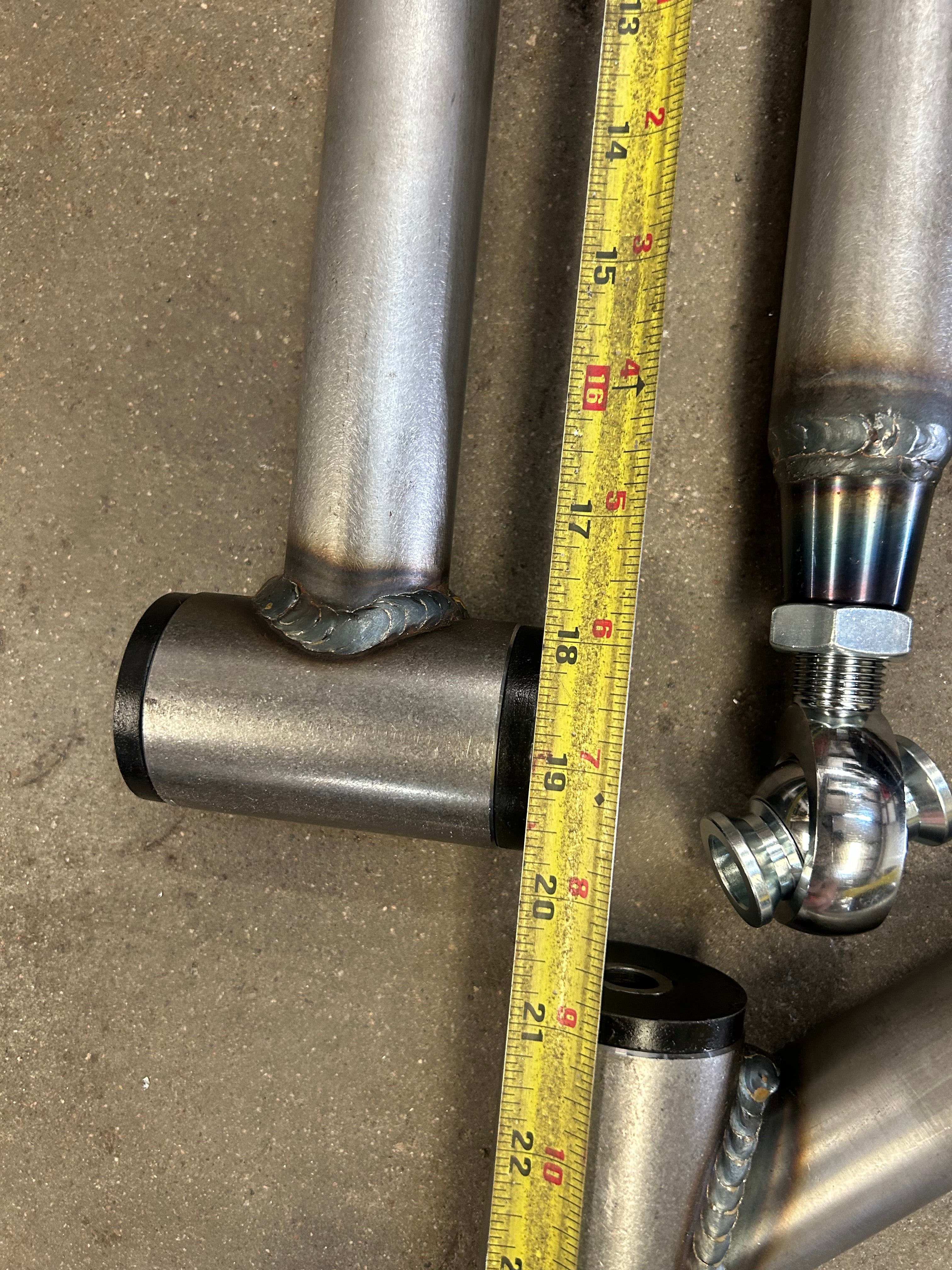 Three link and link bars